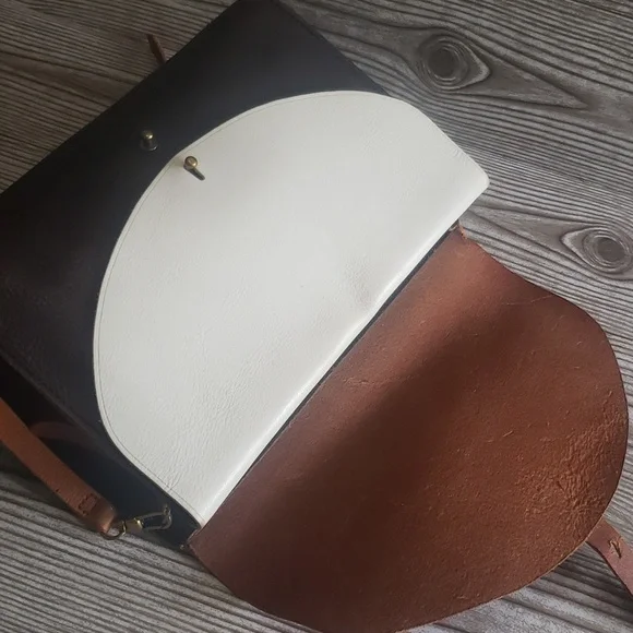 MADEWELL crossbody saddle tricolor bag - Picture 5 of 8